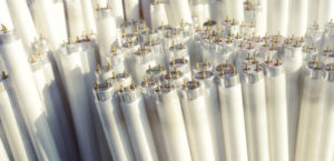 蛍光灯器具と蛍光灯の生産終了について。各メーカーの動向を探る