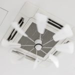 業務用エアコンの単相と三相。電源の違いとは。